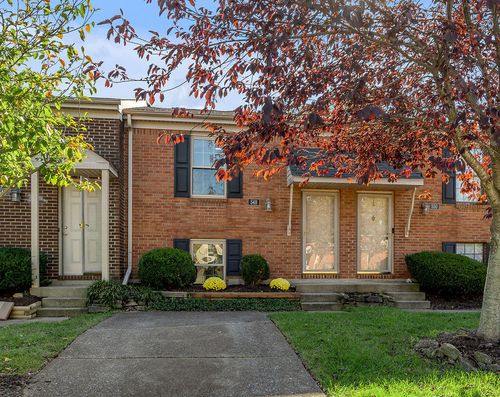 548 El Paseo Pl, Lexington, KY, 40517-4150 | Card Image