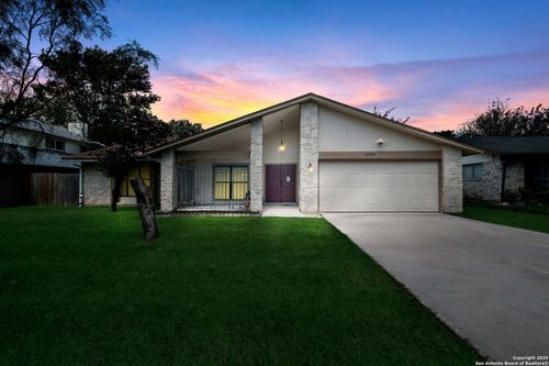 11943 Dawnhaven St, San Antonio, TX, 78249-2430 | Card Image
