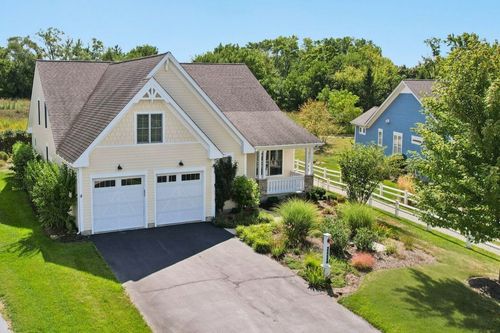 40418 N South Newport Dr, Antioch, IL, 60002-8522 | Card Image