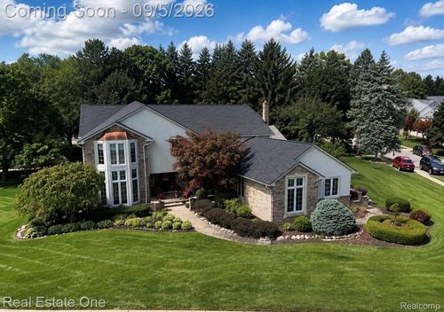 54737 Sherwood Ln, Shelby Township, MI, 48315-1547 | Card Image