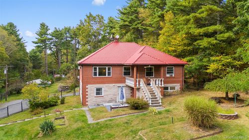 2 May Pl, Glen Spey, NY, 12737-5006 | Card Image