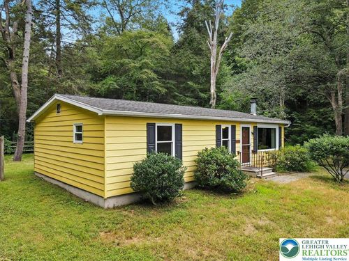 3633 Fairyland Rd, Lehighton, PA, 18235-9263 | Card Image