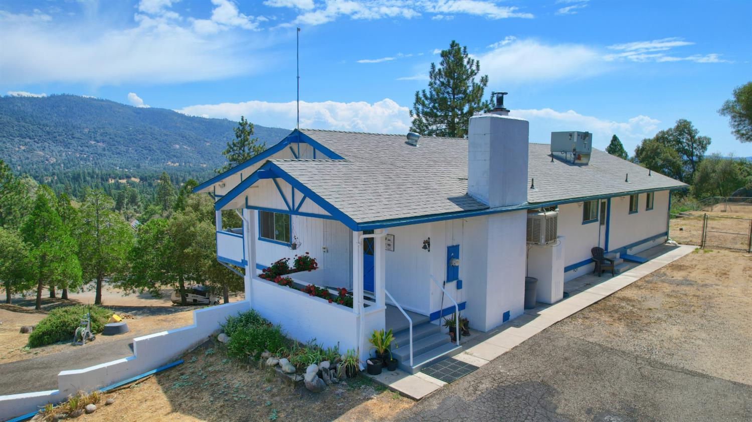 Residential in Mariposa 2