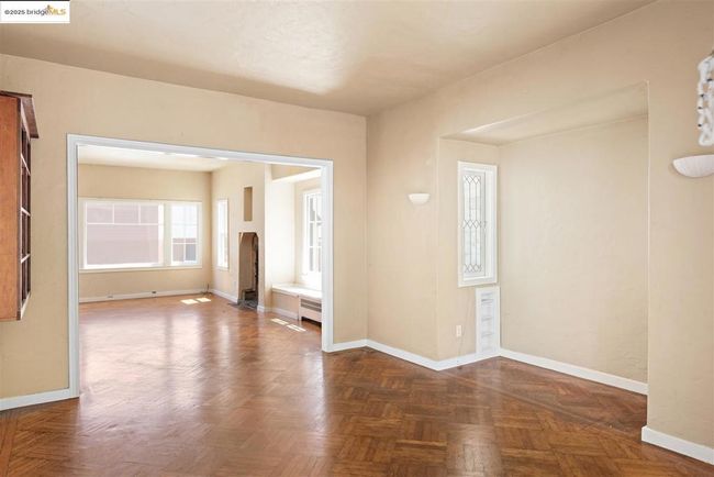 2441 Carleton St, House other with 3 bedrooms, 1 bathrooms and null parking in Berkeley CA | Image 5