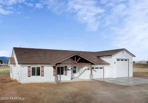 6881 E Bourbon Way, Prescott Valley, AZ, 86315-0279 | Card Image
