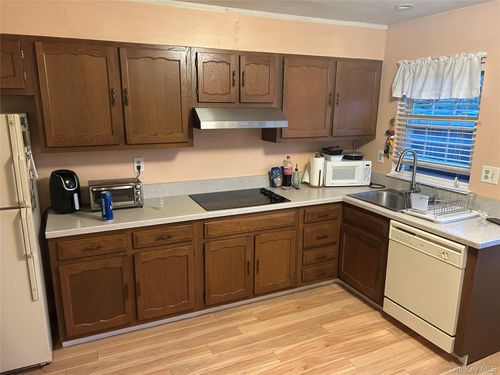 unit-a-65 Enfield Ct, Ridge, NY, 11961-8118 | Card Image