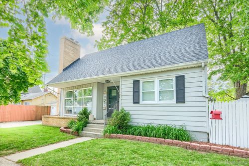 825 Monroe St, Lapeer, MI, 48446-2053 | Card Image
