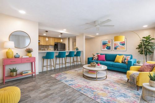 apt-243-98-360 Koauka Loop, Aiea, HI, 96701-4422 | Card Image