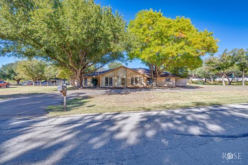 1514 Sun Valley Ln, San Angelo, TX, 76904-9545 | Card Image
