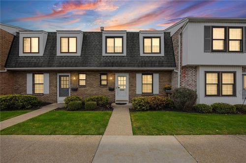 579 French Road, Brighton, NY, 14618 | Card Image