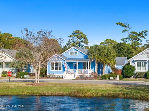 828 Cades Trl, Southport, NC, 28461-2775 | Card Image