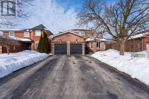 22 Stoddart Crt, Bradford, ON, L3Z2X8 | Card Image