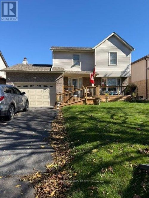66 Vanessa Pl, Whitby, ON, L1N6T3 | Card Image