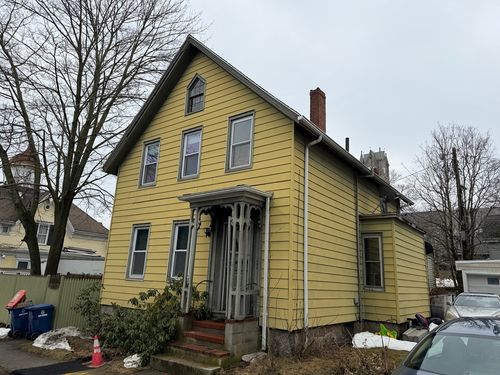 186 Maxfeild, New Bedford, MA, 02740 | Card Image