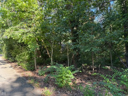 7089 Muskrat Dr, Nineveh, IN, 46164-9592 | Card Image