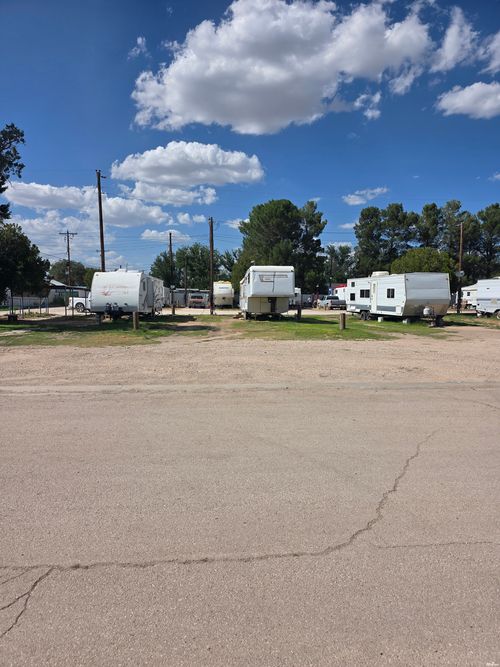 213 E Avenue J, Lovington, NM, 88260-4852 | Card Image