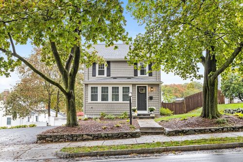 195 Lowell St, Reading, MA, 01867-2133 | Card Image