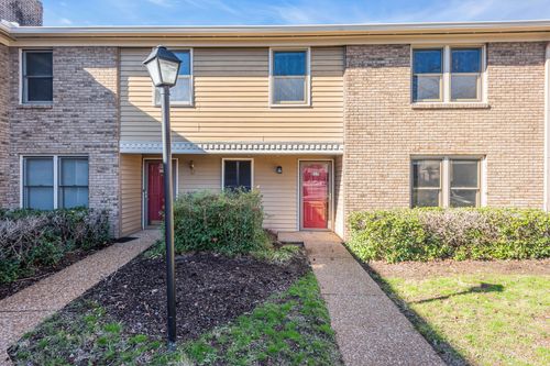 217 Westfield Dr, Nashville, TN, 37221-1404 | Card Image