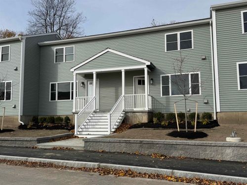 2-13 Birdie Grv, Rochester, NH, 03839-5271 | Card Image