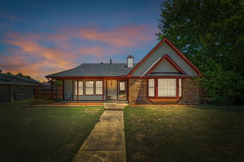 1883 Hilltop Dr, Lewisville, TX, 75077-2115 | Card Image