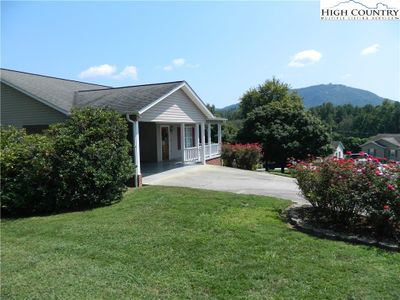 203 Summerfield Court, House other with 4 bedrooms, 3 bathrooms and null parking in Lenoir NC | Image 1