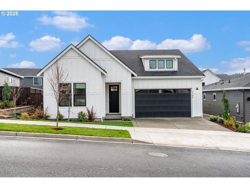 2784 N 49th Ave, Camas, WA, 98607 | Card Image