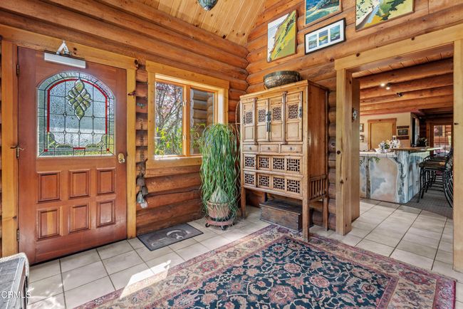 Foyer | Image 8