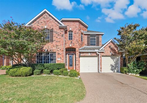5027 Toftrees Dr, Arlington, TX, 76016-1875 | Card Image