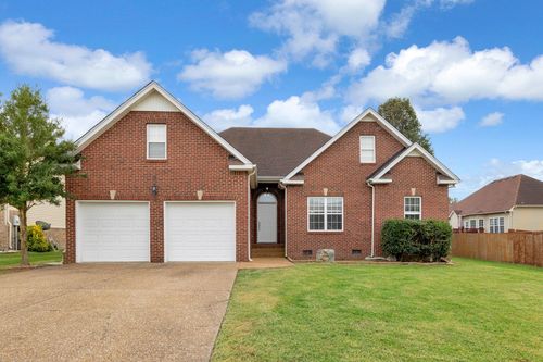 1017 Kathleen Dr, Spring Hill, TN, 37174-5149 | Card Image
