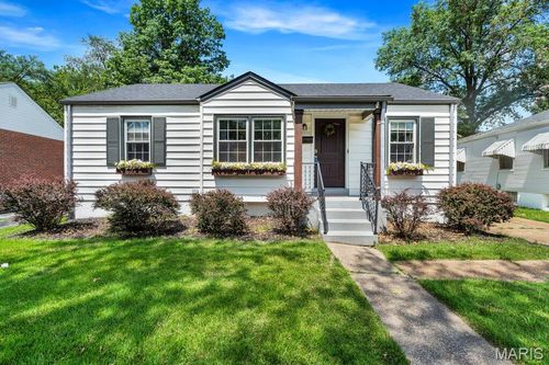 3711 Ashby Rd, Saint Ann, MO, 63074-2700 | Card Image