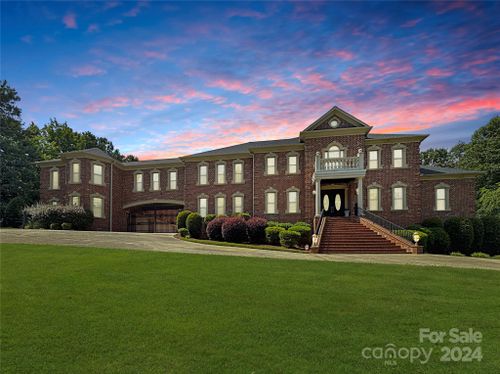 9100 Woodhall Lake Dr, Waxhaw, NC, 28173-6864 | Card Image