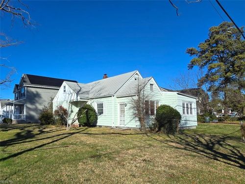 542 Hyde Park Rd, Norfolk, VA, 23503-5514 | Card Image