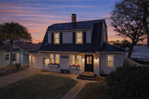 241 Lexington Dr, DAYTONA BEACH, FL, 32114-2221 | Card Image