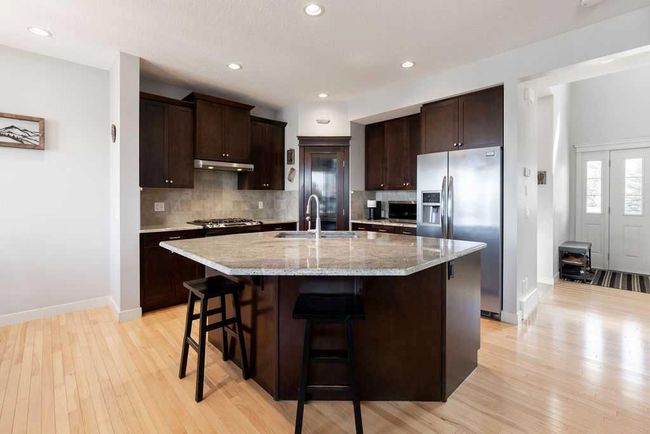 36 Westridge Rd, House other with 4 bedrooms, 4 bathrooms and 3 parking in Okotoks AB | Image 9