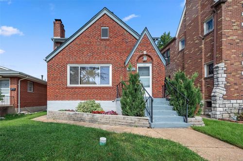 3621 Watson Road, St Louis, MO, 63109 | Card Image