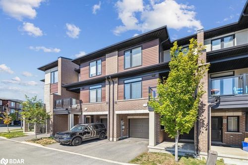 105-590 N Service Rd, Stoney Creek, ON, L8E0K5 | Card Image