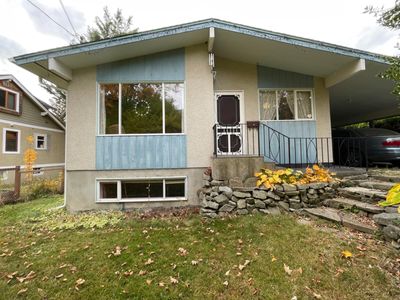 419 3 Rd St, House other with 3 bedrooms, 1 bathrooms and 2 parking in Nelson BC | Image 1