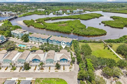 131 Athenian Way, Tarpon Springs, FL, 34689-6209 | Card Image