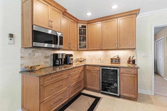 4220 Ne 24 Th Ave, House other with 3 bedrooms, 2 bathrooms and null parking in Lighthouse Point FL | Image 20