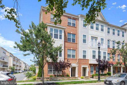 a-7444 Saint Margarets Blvd, HANOVER, MD, 21076-2253 | Card Image