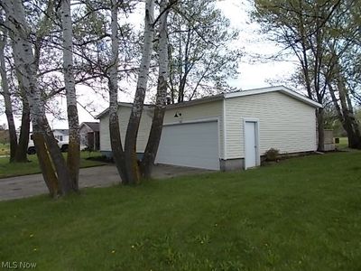 513 Arabian Court, House other with 3 bedrooms, 2 bathrooms and null parking in Lagrange OH | Image 2