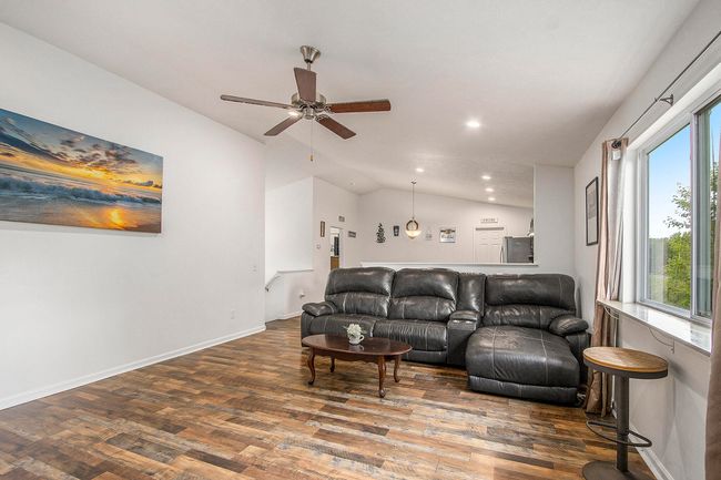 207 Station Hill St, House other with 3 bedrooms, 2 bathrooms and null parking in Galesburg MI | Image 5