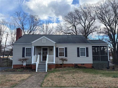 114 W Green Ct, Greensboro, NC, 27407-1318 | Card Image