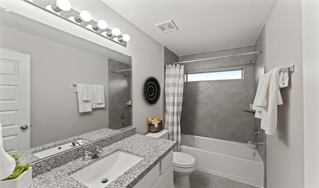 Hall bath (*Photo not of actual home and used for illustration purposes only.) | Image 20
