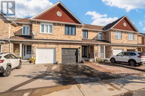 19 Mattari Court, Toronto (West Humber-Clairville), ON, M9W7C6 | Card Image