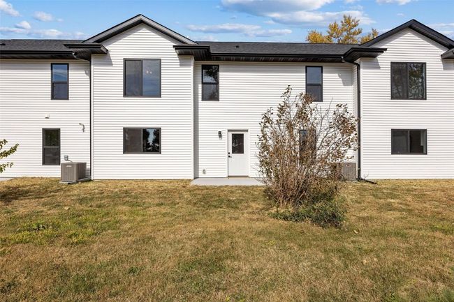 101 Alliance Dr, Condo with 3 bedrooms, 3 bathrooms and null parking in Tipton IA | Image 26