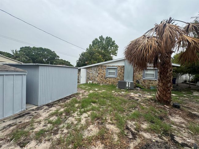 609 4 Th Pl Sw, House other with 2 bedrooms, 1 bathrooms and null parking in Vero Beach FL | Image 24