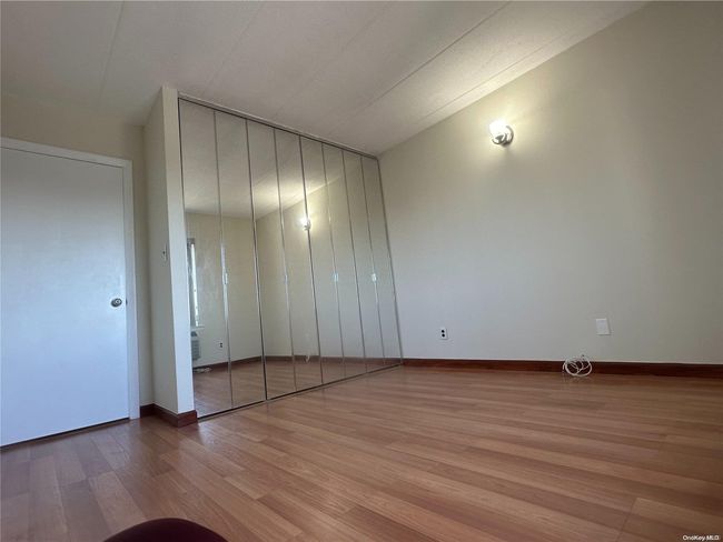 APT-6E - 213-02 42 Nd Ave, Home with 2 bedrooms, 2 bathrooms and null parking in Bayside NY | Image 6