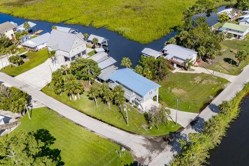 12 Se 218th St, Old Town, FL, 32680-9003 | Card Image