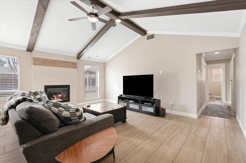 7636 Castillo Rd, Fort Worth, TX, 76112-6008 | Card Image